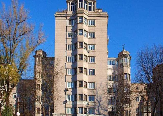 2-кімнатна квартира, вул. Івана Мазепи (Січневого повстання) 3
