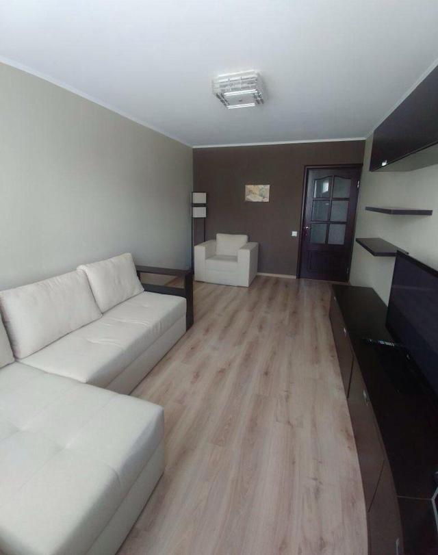 1-кімнатна квартира, просп. Героїв Сталінграда 53
