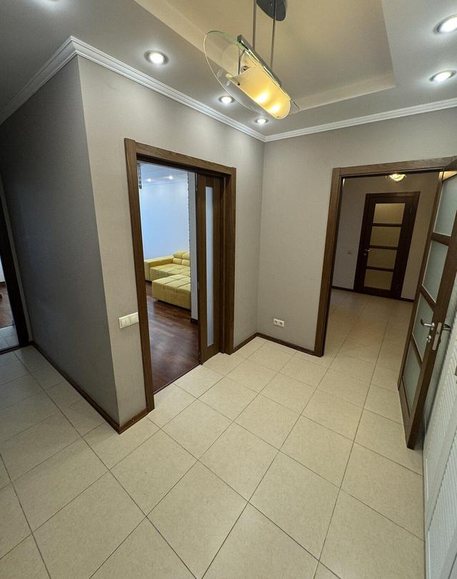 3-кімнатна квартира, вул. Дегтярівська 25к1 — фото 2