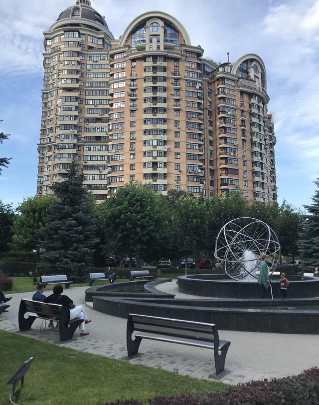 3-кімнатна квартира, вул. Старонаводницька 6б