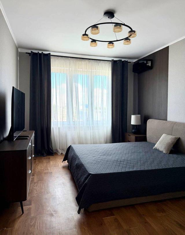 2-кімнатна квартира, вул. Сім'ї Кульженків(Петра Дегтяренка) 21 — фото 2
