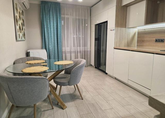 3-кімнатна квартира, вул. Ломоносова 34а