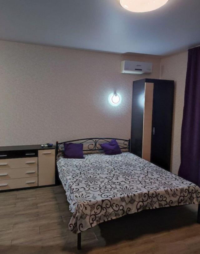 1-кімнатна квартира, вул. Кам'янська 127А