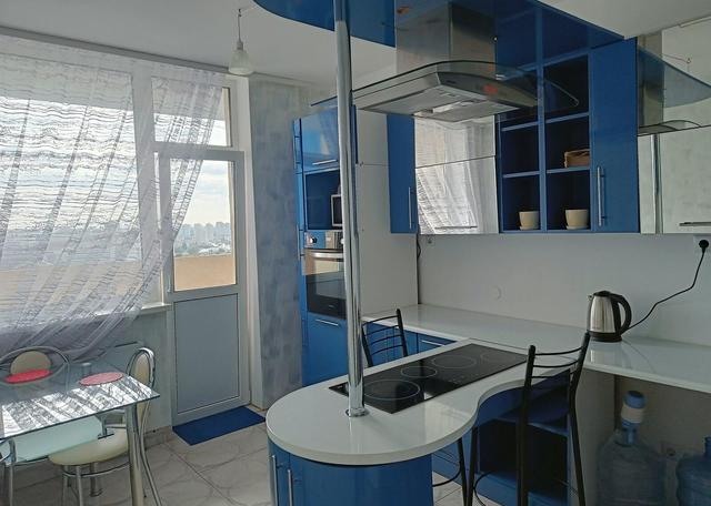 1-кімнатна квартира, вул. Сікорського (Танкова) 1