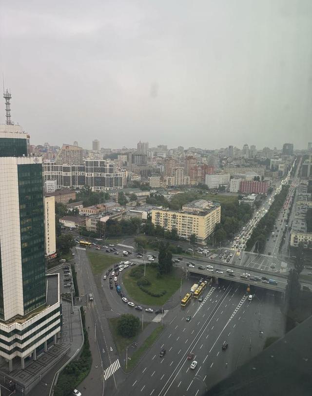 2-кімнатна квартира, Київ