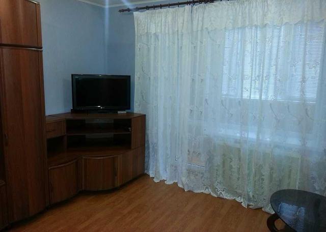 1-кімнатна квартира, вул. Велика Васильківська (Червоноармійська) 112