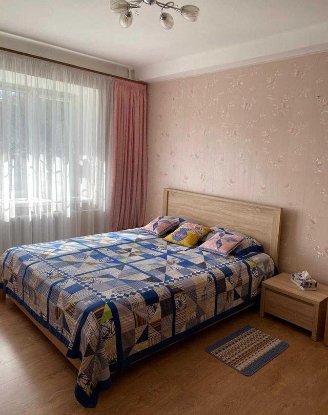2-кімнатна квартира, вул. Кирилівська (Фрунзе) 124