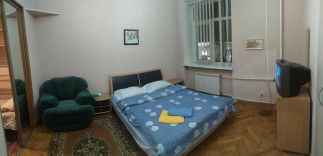 2-кімнатна квартира, вул. Івана Мазепи (Січневого повстання) 3