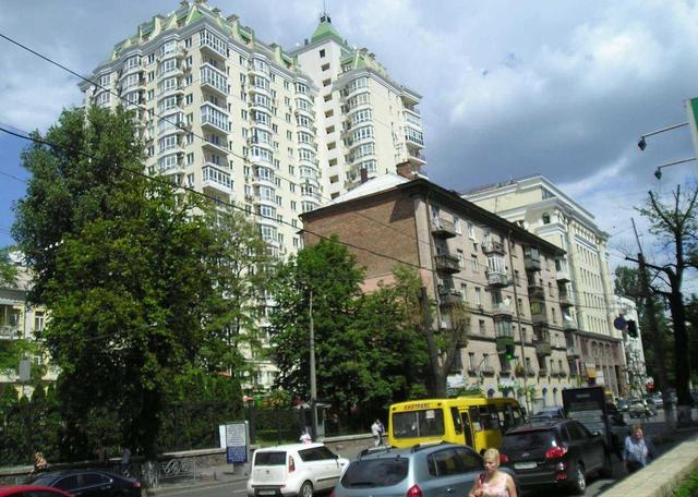 3-кімнатна квартира, вул. Січових Стрільців (Артема) 52а