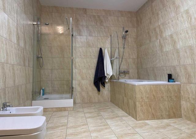 4-кімнатна квартира, вул. Ахматової 46 — фото 3