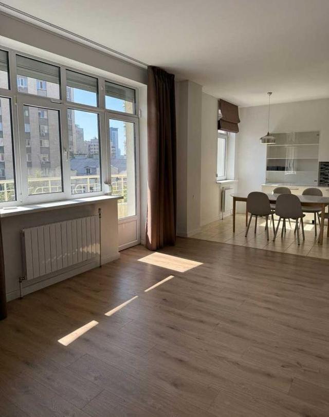 4-кімнатна квартира, вул. Ахматової 46 — фото 10