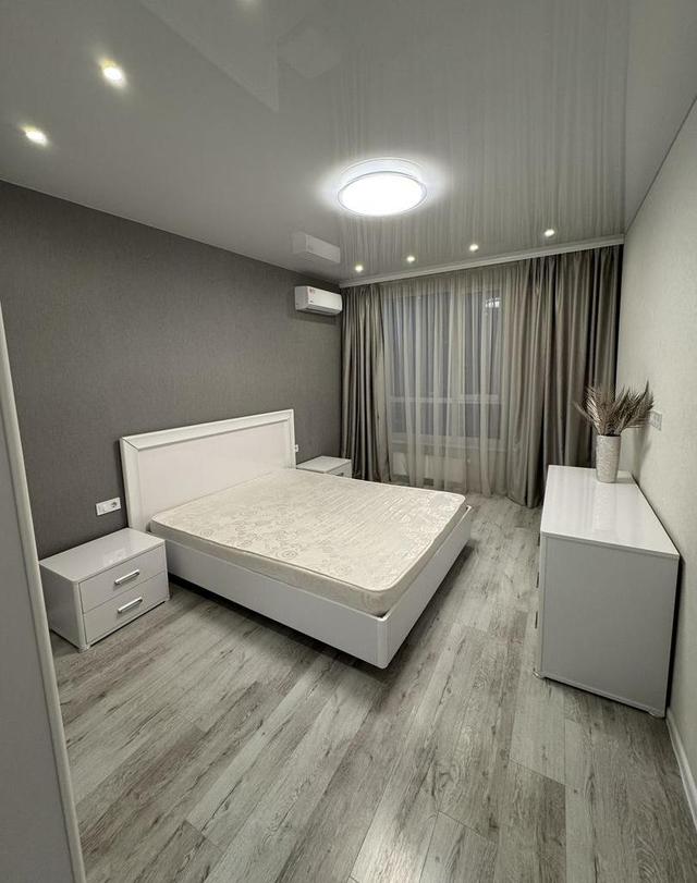 2-кімнатна квартира, вул. Осокорська 2а