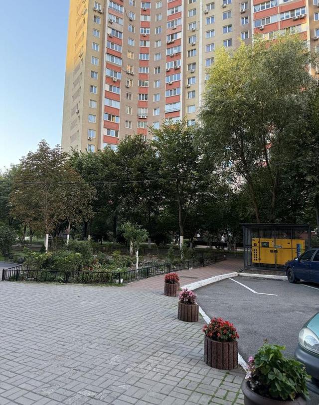 3-кімнатна квартира, просп. Григоренка 16 — фото 1