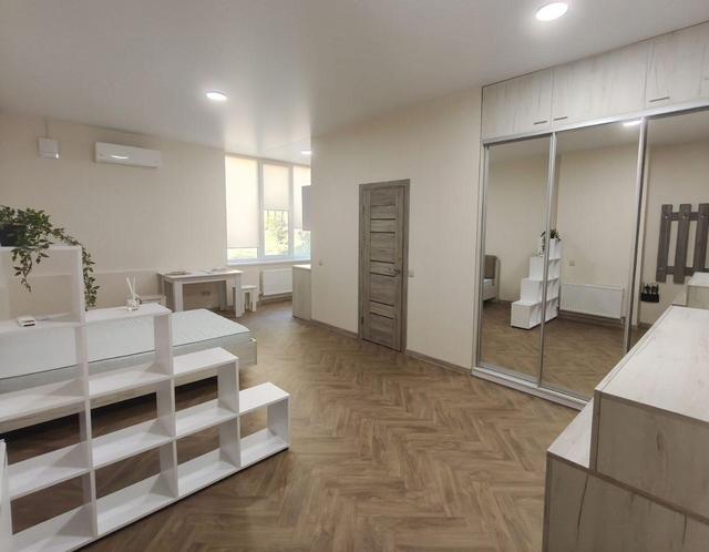 1-кімнатна квартира, вул. Володимира Брожка, 70