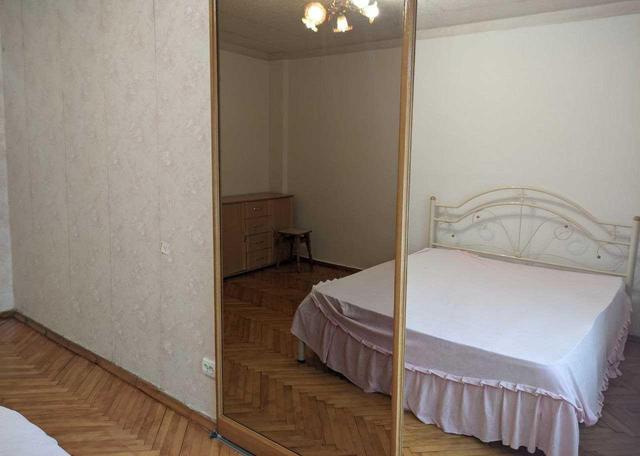 3-кімнатна квартира, пов., м. деміївська 15 х — фото 1