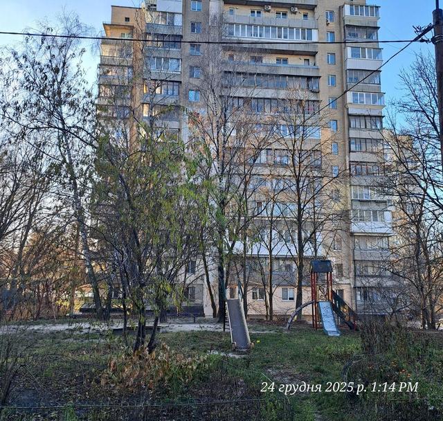 1-кімнатна квартира, вул. Єреванська 32