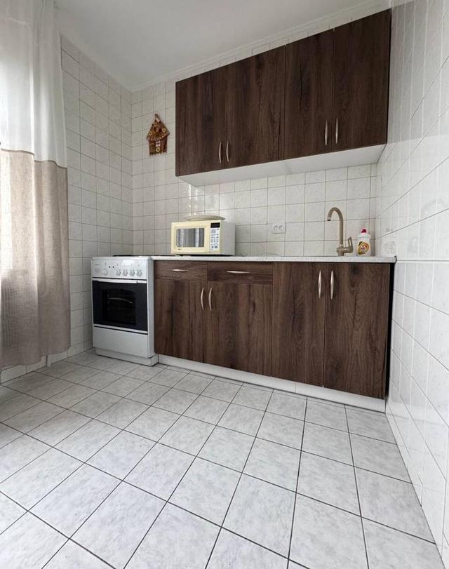 2-кімнатна квартира, вул. Срібнокільська 16 — фото 2