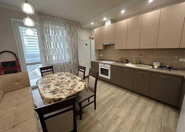 2-кімнатна квартира, вул. Гречка 10ж — фото 1
