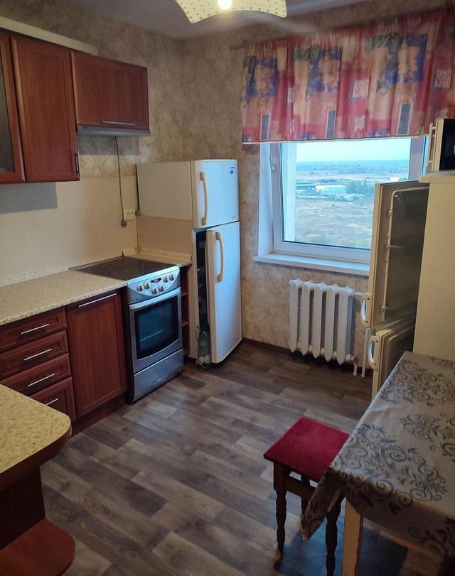 3-кімнатна квартира, вул. Милославська 8а — фото 1