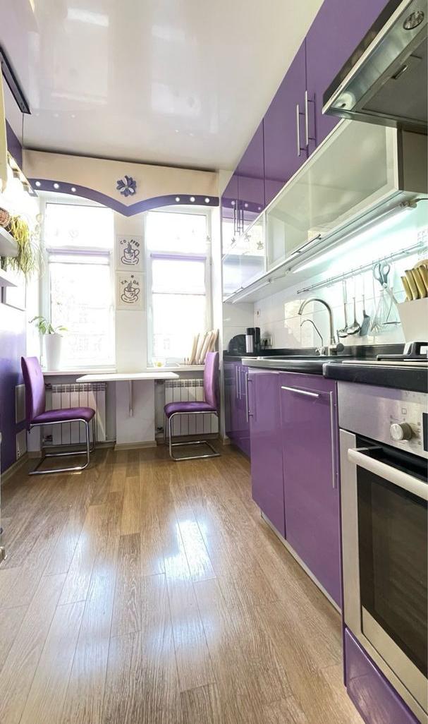 2-кімнатна квартира, вул. Толстого 15