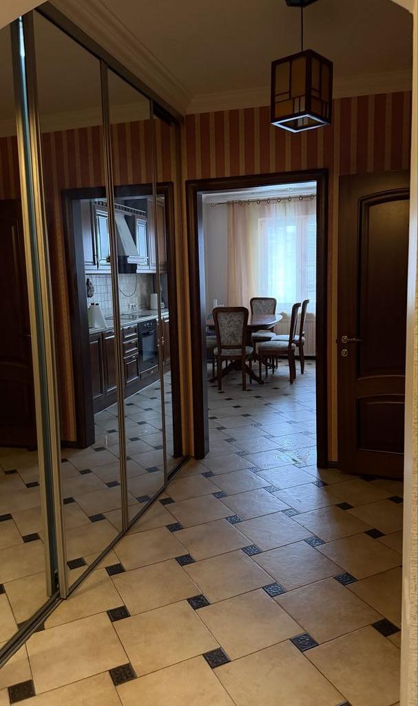 3-кімнатна квартира, вул. Драгоманова 1б — фото 10
