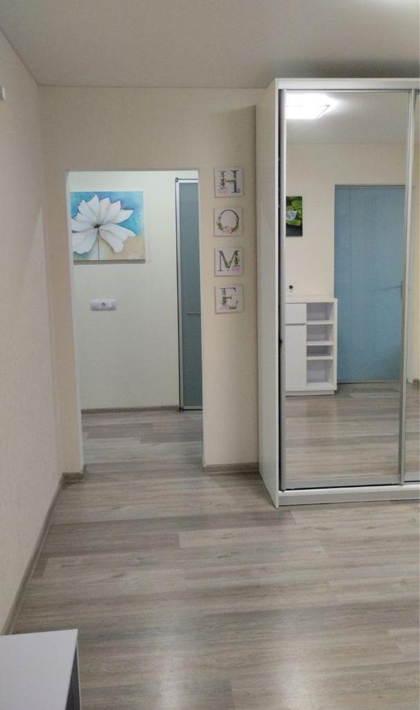 3-кімнатна квартира, Проспект Академіка Глушкова , 9е