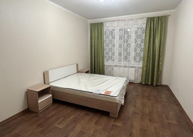 1-кімнатна квартира, вул. Ревуцького 54Б