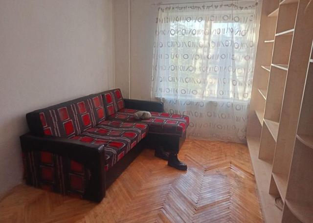 1-кімнатна квартира, вулиці. Поруч відсутні стратегічні