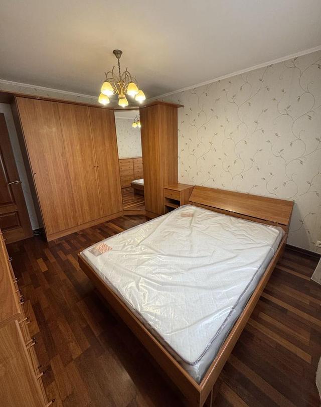 4-кімнатна квартира, вул. Святошинська 4 — фото 4