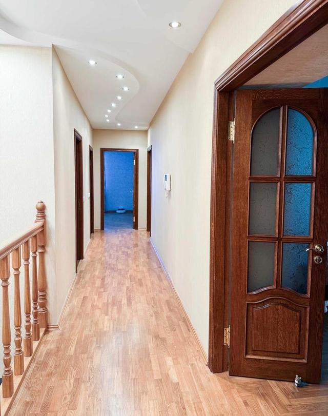 5-кімнатна квартира, просп. Героїв Сталінграда 12д — фото 15