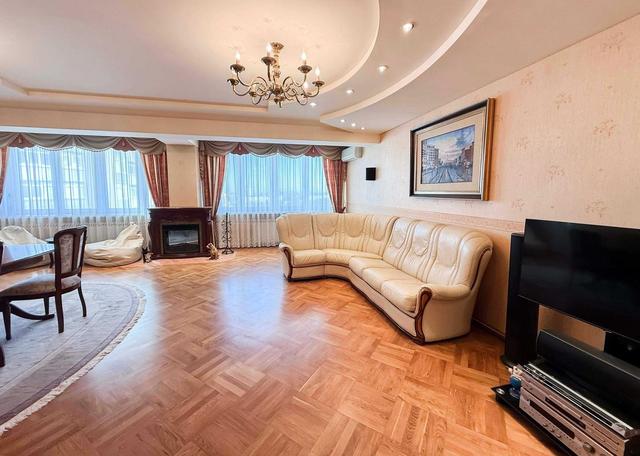 5-кімнатна квартира, просп. Героїв Сталінграда 12д — фото 2