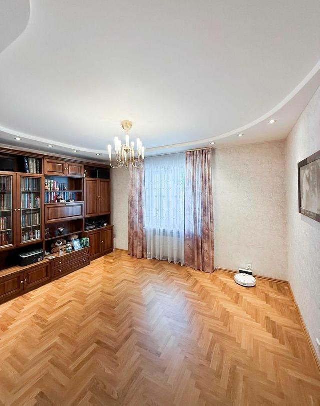 5-кімнатна квартира, просп. Героїв Сталінграда 12д — фото 20
