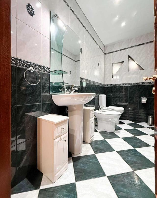 5-кімнатна квартира, просп. Героїв Сталінграда 12д — фото 19