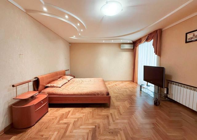 5-кімнатна квартира, просп. Героїв Сталінграда 12д — фото 17