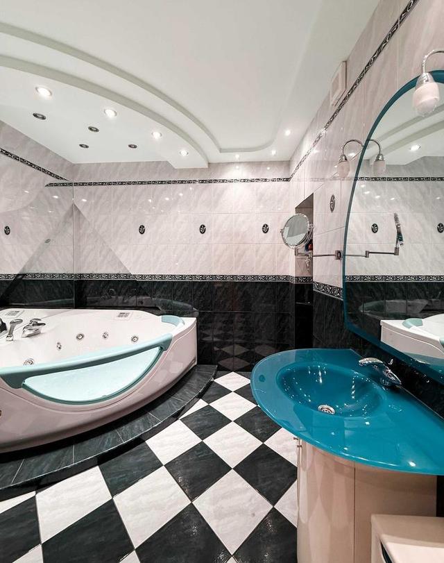 5-кімнатна квартира, просп. Героїв Сталінграда 12д — фото 11