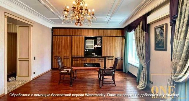 3-кімнатна квартира, вул. Ліпська 15