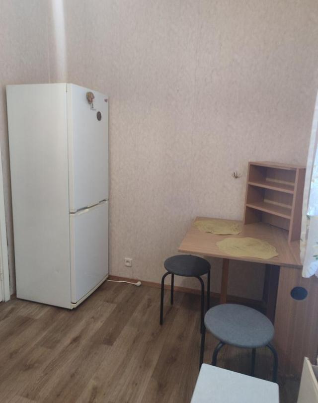 2-кімнатна квартира, Пр-т Червоної Калини 89