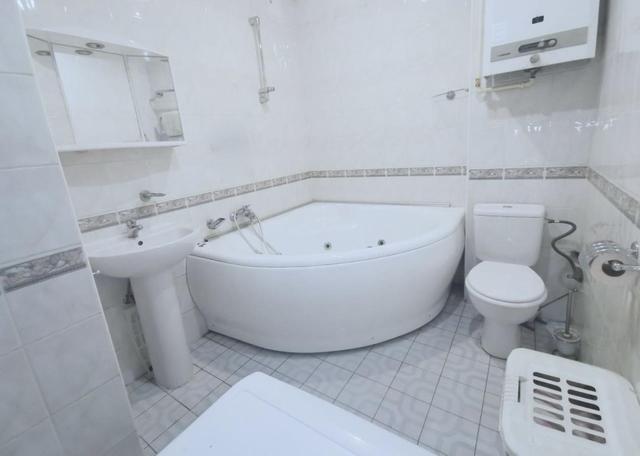 4-кімнатна квартира, Київ — фото 7