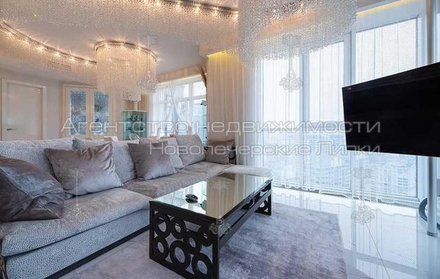 5-кімнатна квартира, вул. Драгомирова 7 — фото 2
