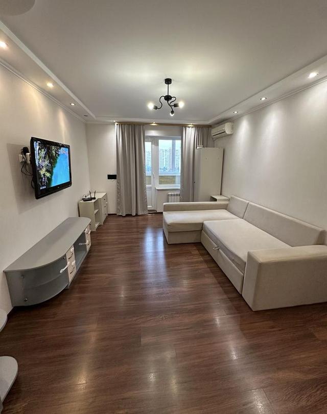 2-кімнатна квартира, просп. Григоренка 7а — фото 2