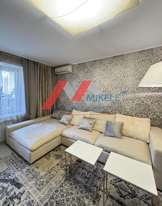 3-кімнатна квартира, просп. Героїв Сталінграда 16г — фото 1