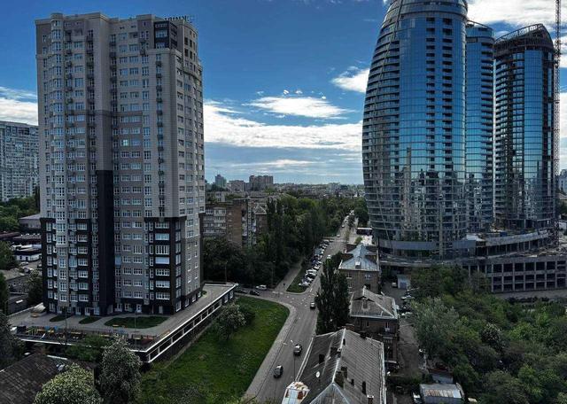 3-кімнатна квартира, вул. І. Павла ІІ (Патріса Лумумби) 6/1 — фото 17