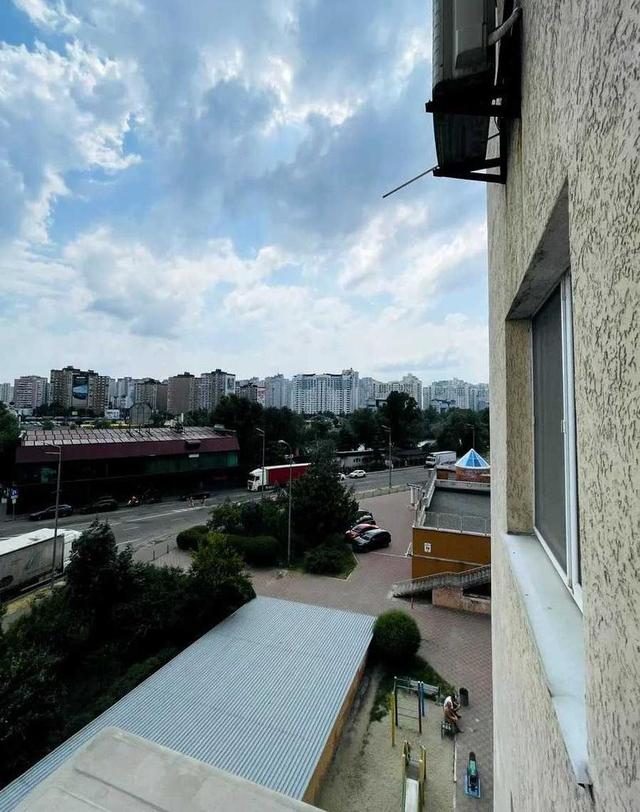 2-кімнатна квартира, вул. Срібнокільська 2а — фото 16