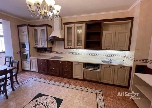 4-кімнатна квартира, вул. Паторжинського 14 — фото 1