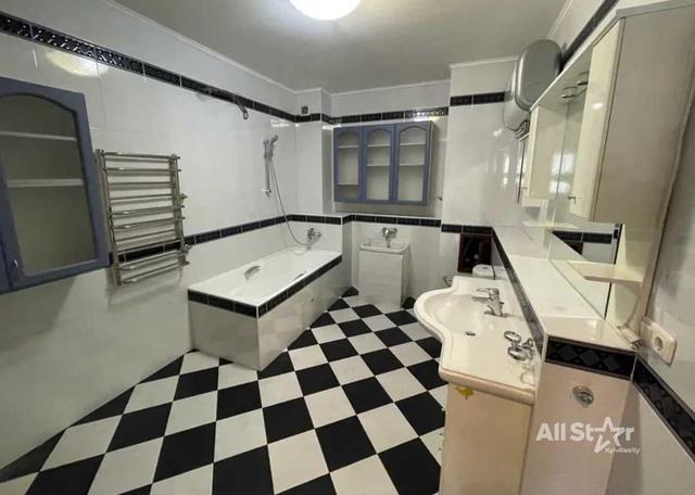 4-кімнатна квартира, вул. Паторжинського 14 — фото 12