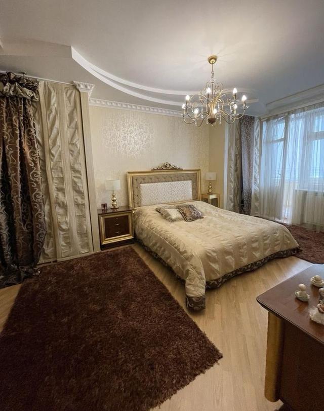 4-кімнатна квартира, вул. Оболонь — фото 12