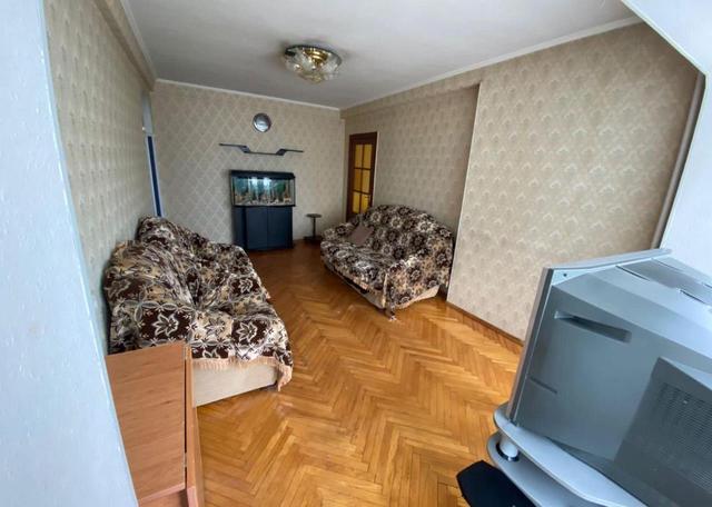 2-кімнатна квартира, лісовому массиві районі — фото 1