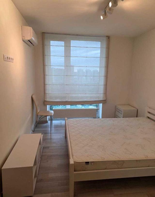 1-кімнатна квартира, Дніпровська наб. 16г