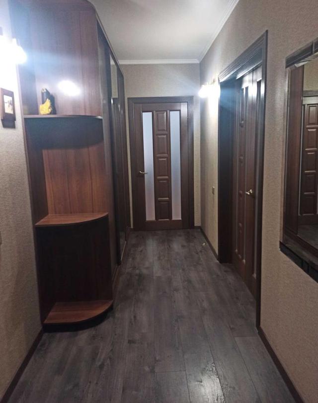 3-кімнатна квартира, вул. Єфремова (Уборевича Командарма) 27
