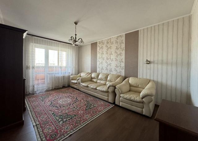 3-кімнатна квартира, вул. Алма-Атинська 39д — фото 1